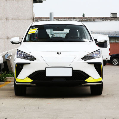 둥 펑 E70 중국 전기 택시 오프라인 탈용 배터리 수명 400KM