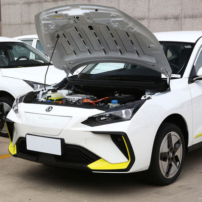 둥 펑 E70 중국 전기 택시 오프라인 탈용 배터리 수명 400KM