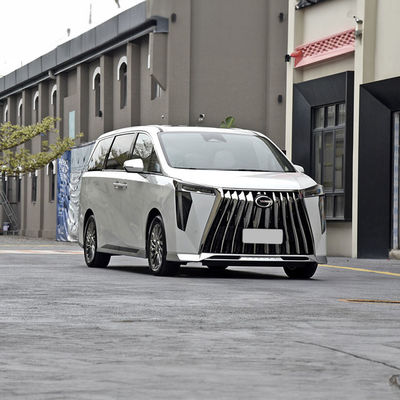 GAC M8 중국형 연료동차 5도어 7석 MPV 엔진 2.0T