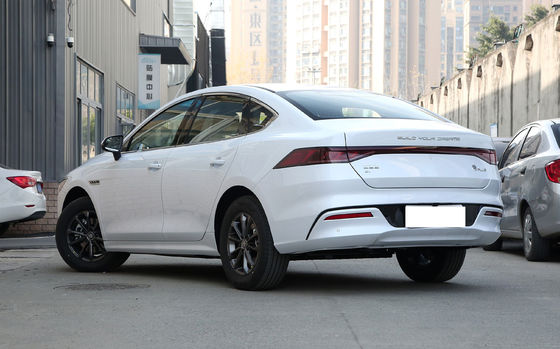 2024 BYD 킨 플러스 55km/120km 호너 모델 중국 D-MI 플러그 하이브리드 자동차