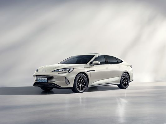 2025 BYD-SEAL 07 DM-i 인텔리전트 드라이브 5세대 BYD Dmi 기술로 장착. 2000KM 이상의 복합 범위를 가지고 있습니다. 돈에 대한 최고의 가치